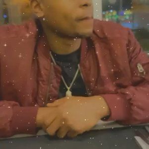 Meet your Posher, Jay